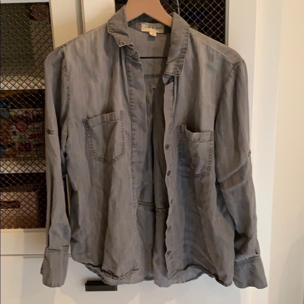 Cloth and stone button down short in Grey
